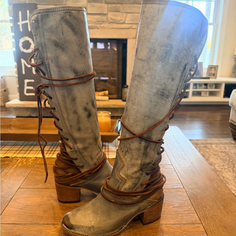 Freebird by Steven Coal Ice Boots - Picture 3 of 5